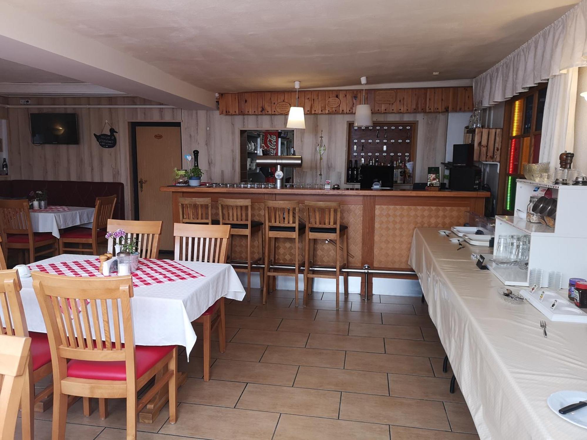 Uschi'S Gasthof Neuendorf (Rostock) Exterior foto