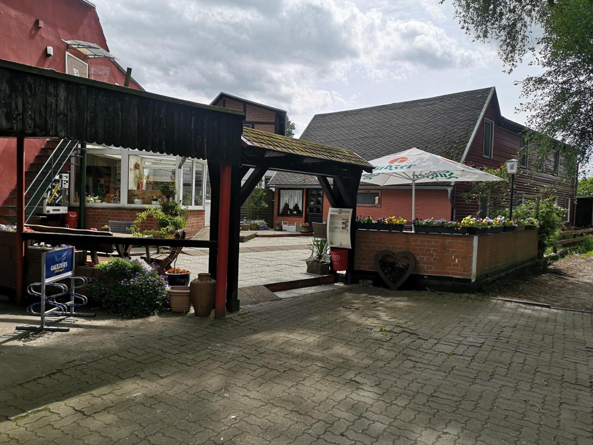 Uschi'S Gasthof Neuendorf (Rostock) Exterior foto