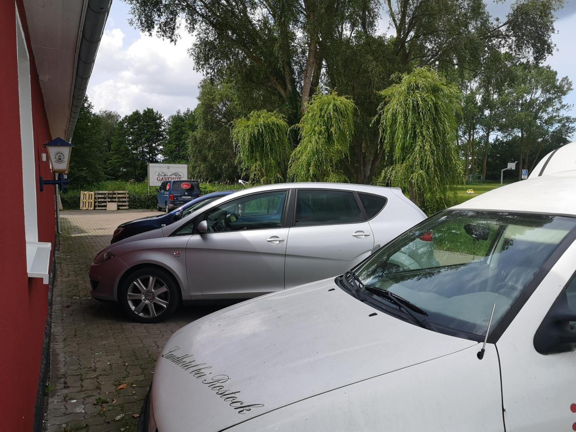 Uschi'S Gasthof Neuendorf (Rostock) Exterior foto